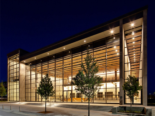 Fireproof glass curtain wall