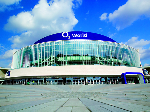 Fireproof glass curtain wall